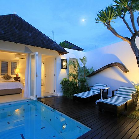 Отель Collection O 20 Astana Kunti Seminyak Экстерьер фото