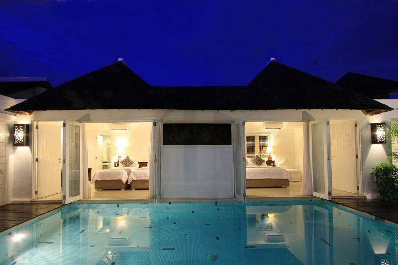 Отель Collection O 20 Astana Kunti Seminyak Экстерьер фото